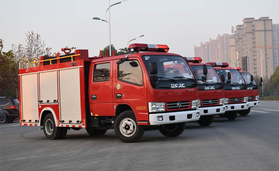 消防車廠家新東日專汽談?wù)勅绾巫屜儡囉旯伟l(fā)揮最佳狀態(tài)