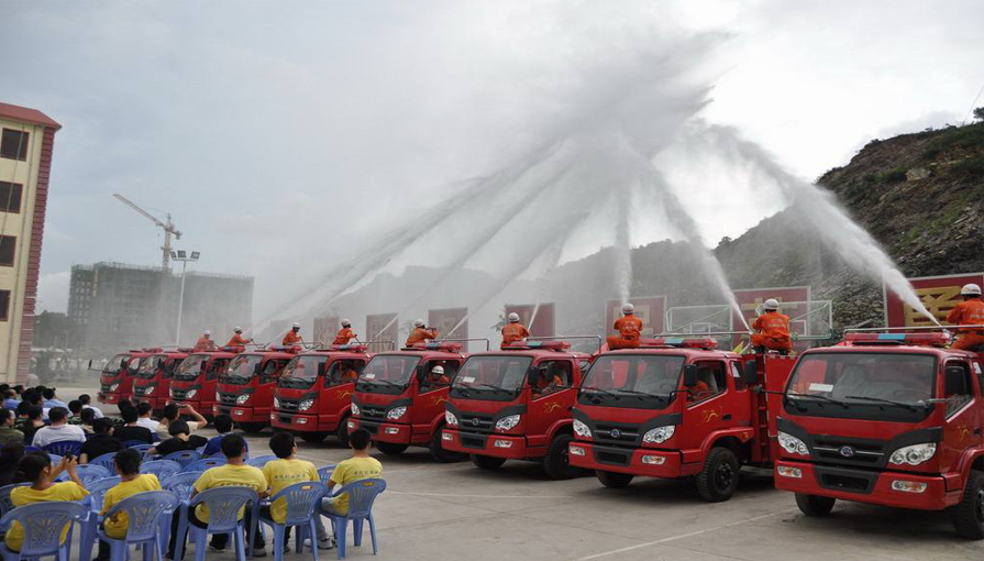 新東日專汽為大家講解簡(jiǎn)易消防車和消防車的區(qū)別？