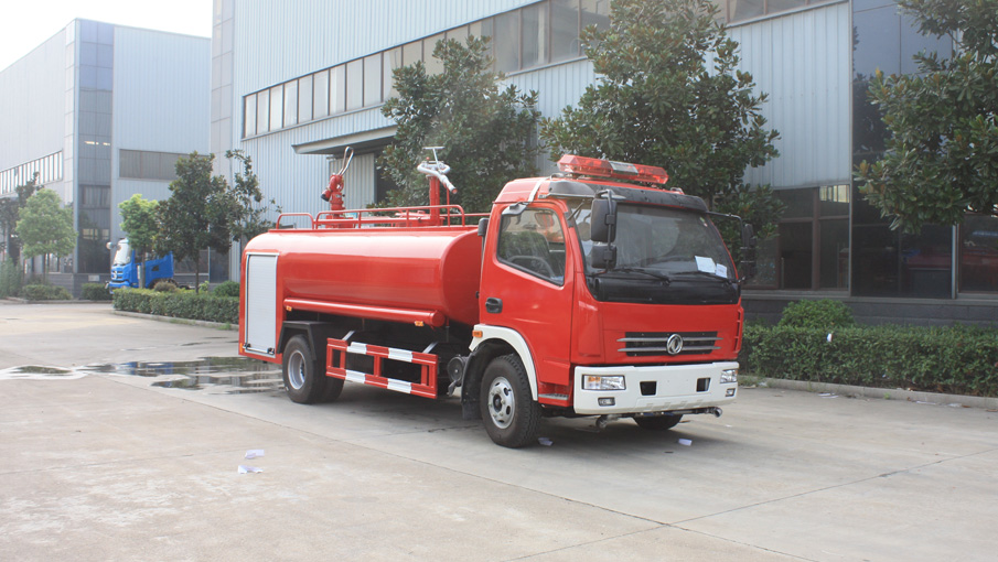 水罐消防車與消防灑水車有什么區(qū)別呢